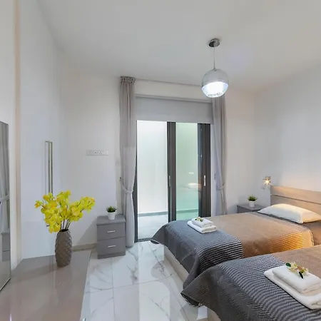 Andromeda, Sea Caves Peyia