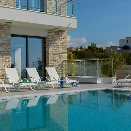 Andromeda, Sea Caves