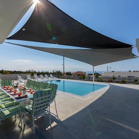 Andromeda, Sea Caves Villa