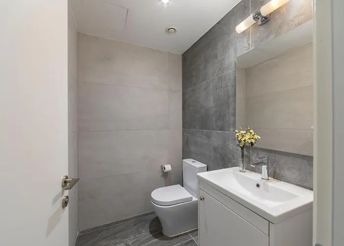 Andromeda, Sea Caves * Peyia