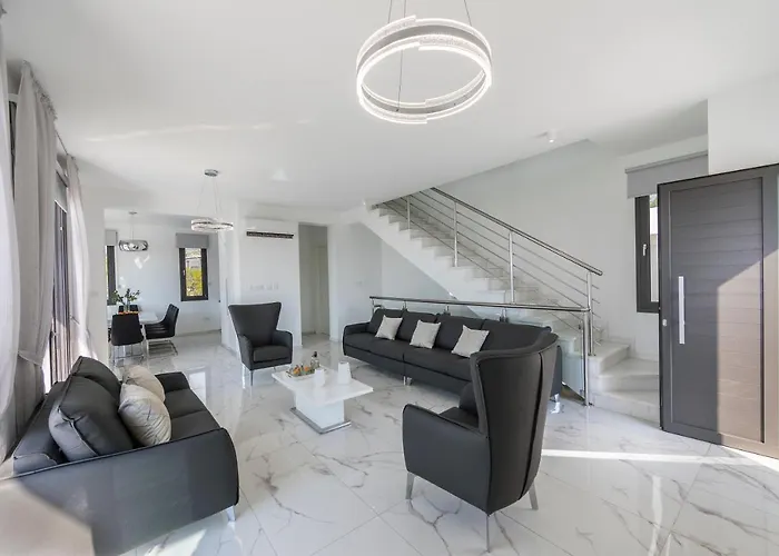 Andromeda, Sea Caves * Peyia