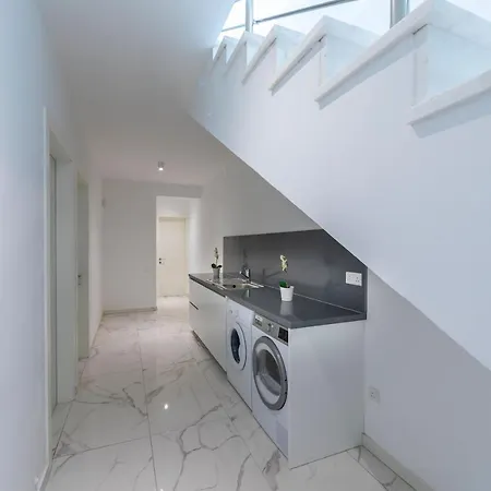 Andromeda, Sea Caves * Pegeia