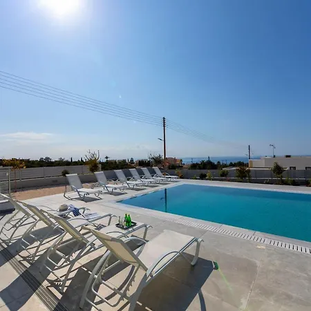 Vila Andromeda, Sea Caves