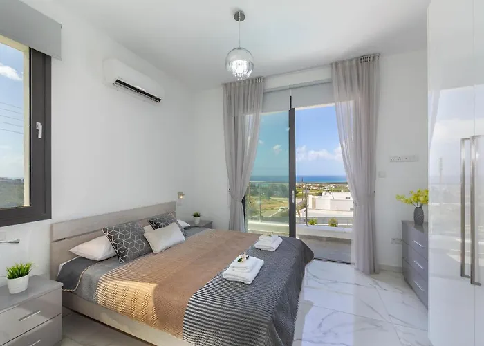 Andromeda, Sea Caves Villa