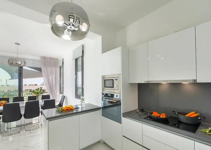 ヴィラ Andromeda, Sea Caves ペイヤ