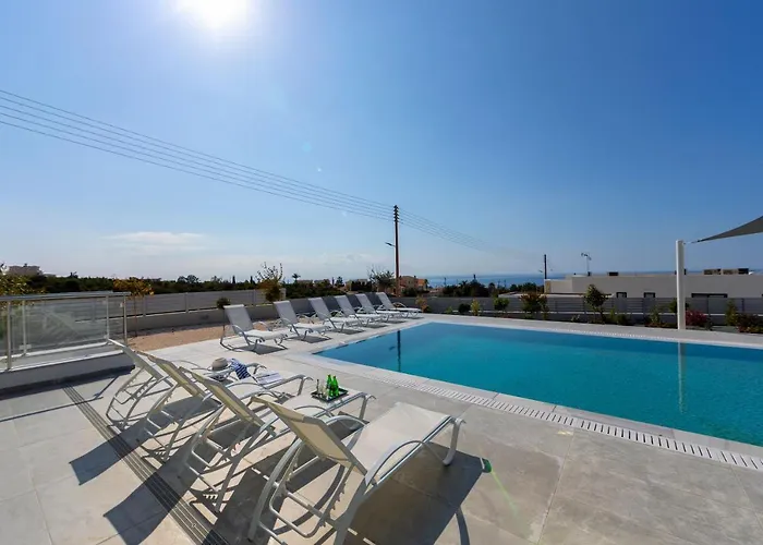 Villa Andromeda, Sea Caves