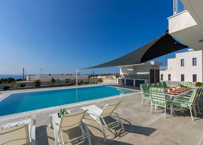 Villa Andromeda, Sea Caves Peyia